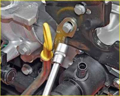 So ersetzen Sie hydraulische Ventilkompensatoren für den K4M-Motor