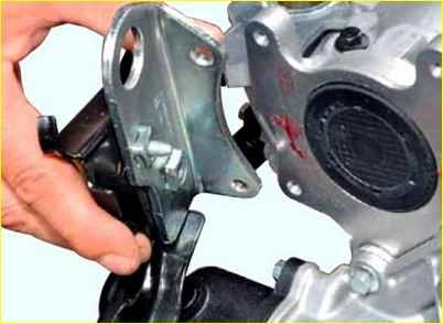 So ersetzen Sie hydraulische Ventilkompensatoren für den K4M-Motor