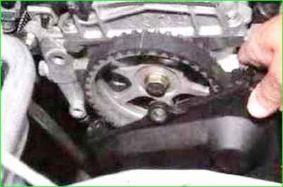 Проверка и замена ремня ГРМ двигателя K7M