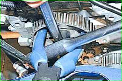 Как заменить сальники распредвалов К4М