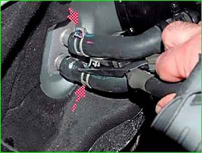 Снятие и установка отопителя автомобиля Лада Ларгус