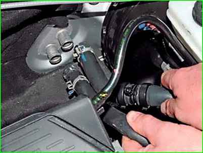 Снятие и установка отопителя автомобиля Лада Ларгус