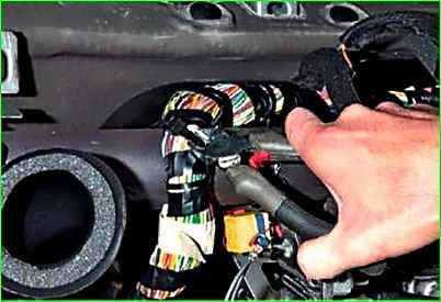 Снятие и установка отопителя автомобиля Лада Ларгус