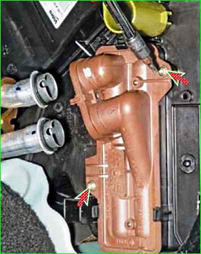 Removing the heater radiator