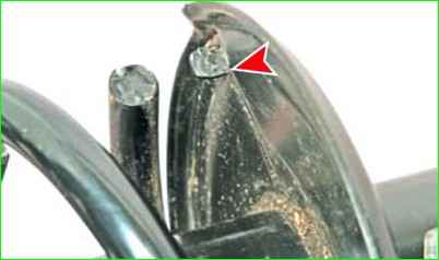 Как заменить переднюю амортстойку Лада Ларгус