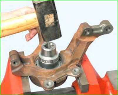 Как заменить подшипник передней ступицы Лада Ларгус