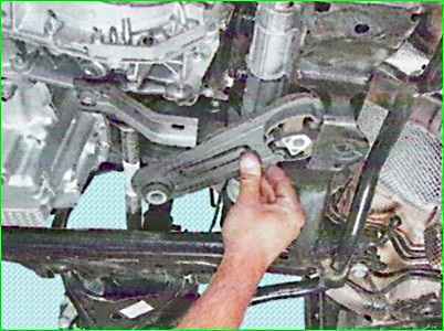 Removing and installing the steering mechanism Lada Largus