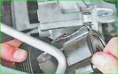 Как заменить насос ГУР автомобиля Лада Ларгус