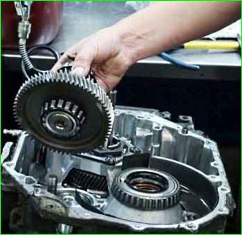 Demontage des DPO-Automatikgetriebes