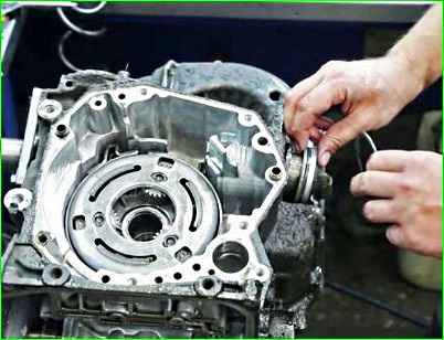 Разборка автоматической коробки DPO