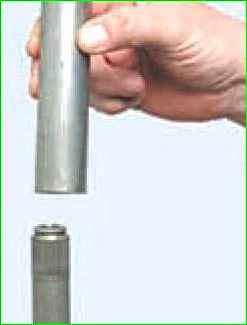 Sustitución de la funda y cojinete de la bisagra interna de la tracción izquierda