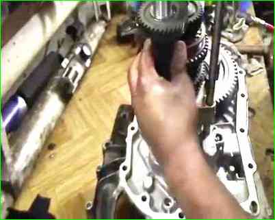 Как разобрать КПП JH3