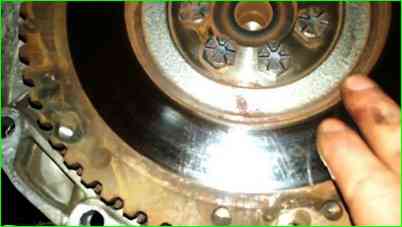 Як замінити зчеплення автомобіля Лада Ларгус із КПП JH3