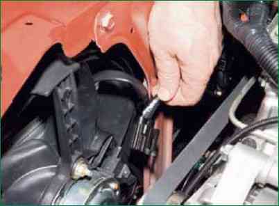 Как заменить радиатор двигателя Нива Шевролет