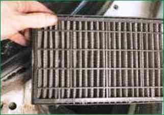 Как снять и поставить панель приборов Нива Шевролет