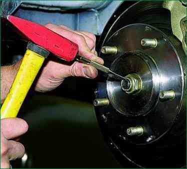 Регулировка подшипников ступиц Нива Шевролет