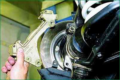 Алдыңғы дөңгелекті тежеу ​​механизмін жөндеу Нива Chevrolet