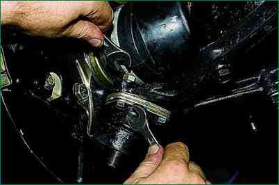 Алдыңғы доңғалақ жетектерін ауыстыру Niva Chevrolet