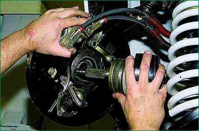 Алдыңғы доңғалақ жетектерін ауыстыру Niva Chevrolet