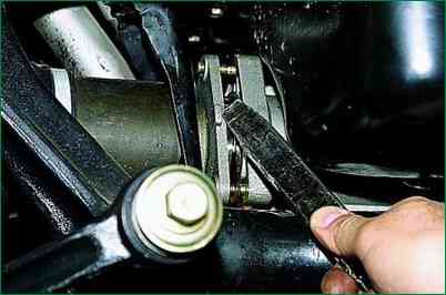 Алдыңғы доңғалақ жетектерін ауыстыру Niva Chevrolet