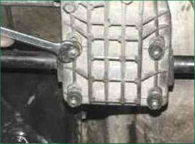 Алдыңғы доңғалақ жетектерін ауыстыру Niva Chevrolet