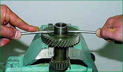 Ремонт коробки передач автомобиля ВАЗ-2123