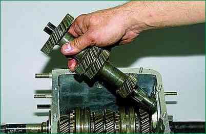 Ремонт коробки передач автомобиля ВАЗ-2123