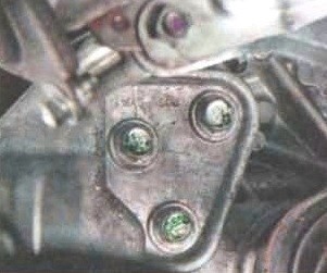 Замена опор силовой установки Mitsubishi Lancer