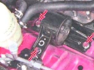 Замена опор силовой установки Mitsubishi Lancer