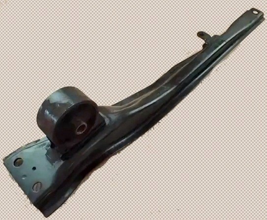 Замена опор силовой установки Mitsubishi Lancer