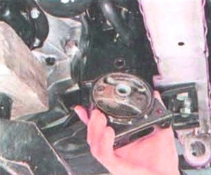 Замена опор силовой установки Mitsubishi Lancer