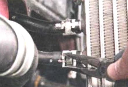 Замена радиатора вариатора Mitsubishi Lancer