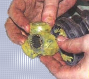 Ремонт приводов передних колес Mitsubishi Lancer