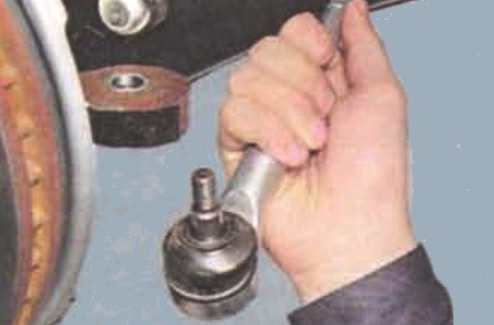 Снятие и установка приводов передних колес Mitsubishi Lancer