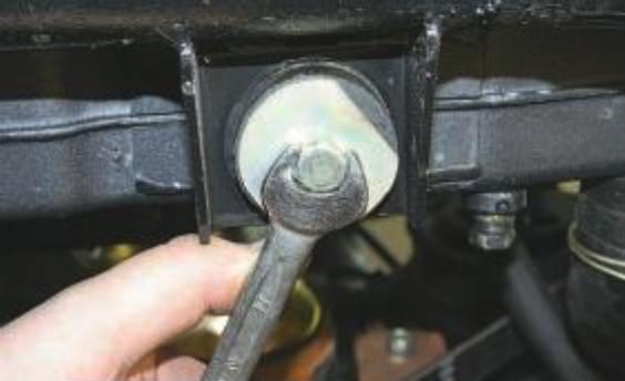 Снятие радиатора автомобиля УАЗ Патриот