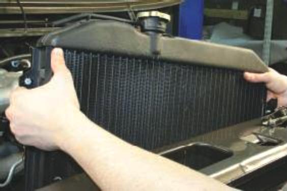 Снятие радиатора автомобиля УАЗ Патриот