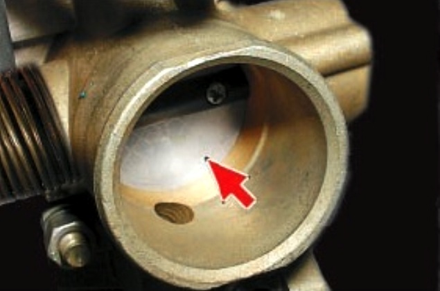 Регулировка троса привода дроссельной заслонки УАЗ Патриот