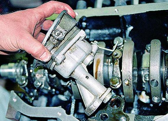 Снятие и разборка масляного насоса