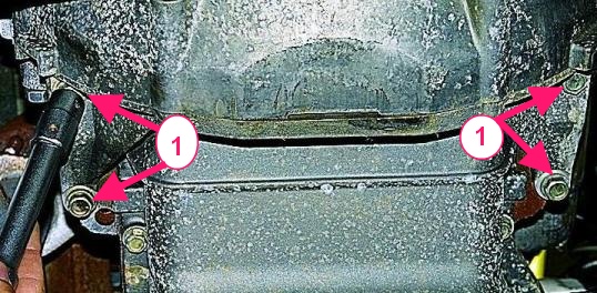 Замена уплотнений масляного картера