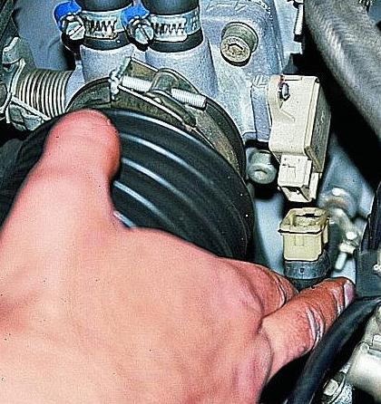 Снятие и установка дроссельного узла УАЗ Патриот