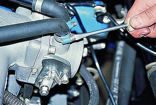 Снятие и установка дроссельного узла УАЗ Патриот