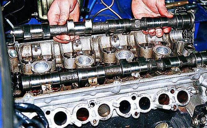 Снятие распределительных валов ЗМЗ-409