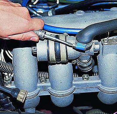 Проверка и замена регулятора холостого хода УАЗ Патриот