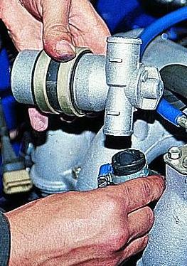 Проверка и замена регулятора холостого хода УАЗ Патриот