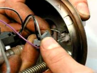 Снятие и ремонт топливного модуля УАЗ Патриот