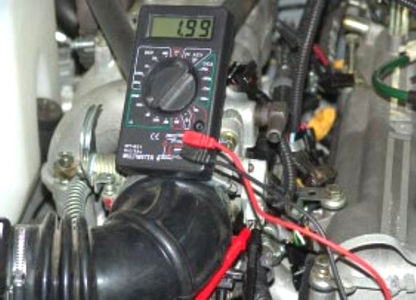 Замена датчиков системы управления двигателем УАЗ Патриот