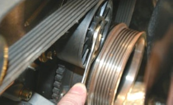 Как снять и установить генератор на УАЗ Патриот