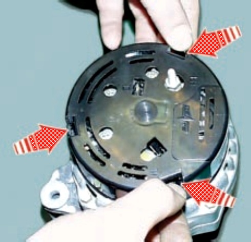 Проверка и замена щеток генератора автомобиля УАЗ Патриот