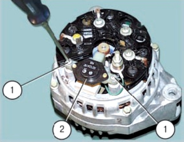 Проверка и замена щеток генератора автомобиля УАЗ Патриот