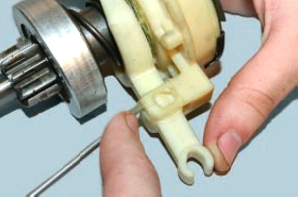 Снятие и ремонт стартера УАЗ Патриот